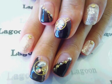 Gallery Hand Nail