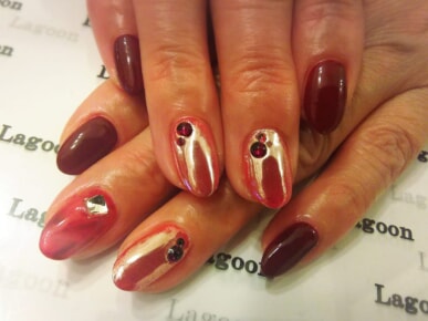 Gallery Hand Nail