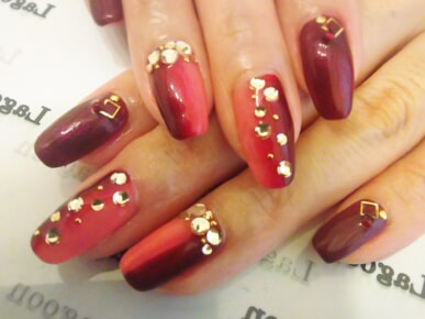 Gallery Hand Nail